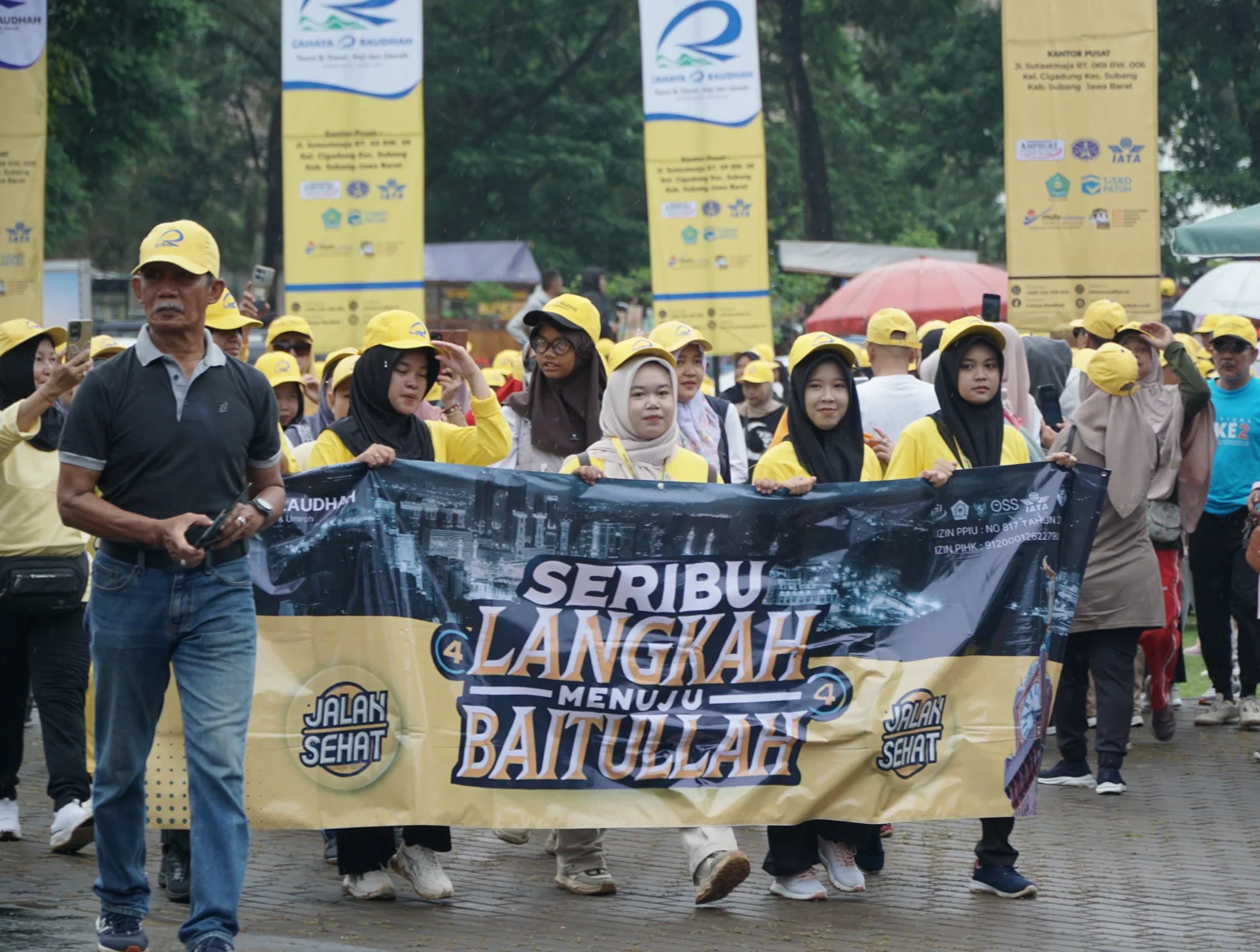 Seribu Langkah Menuju Baitullah : Cahaya Raudhah Bagi-bagi Umroh Gratis dan Ratusan hadiah Menarik